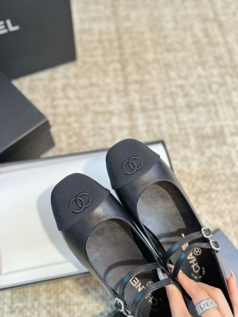 Chanel Low Shoes